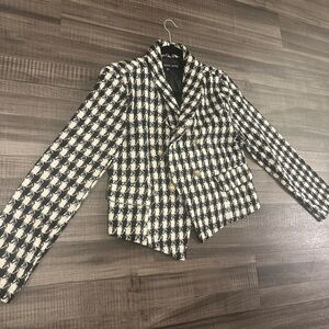 Chic Houndstooth Blazer